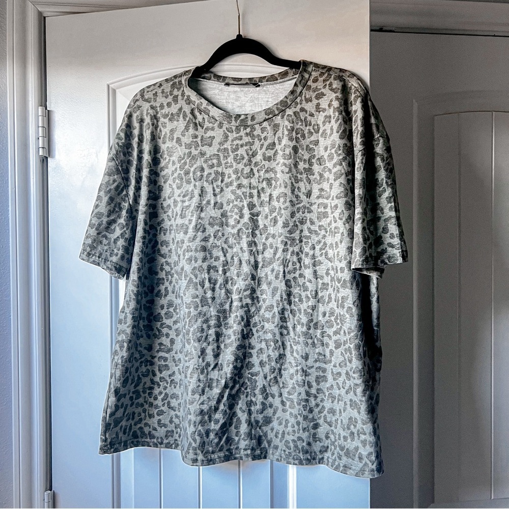 Shein Grey Leopard Cheetah Print Top XL